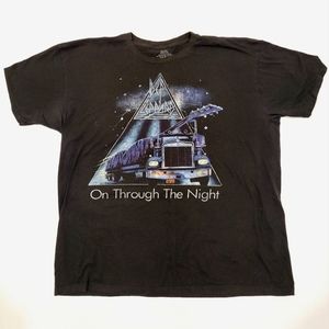 Vintage Def Leopard concert shirt.